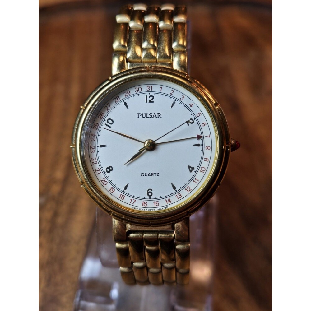 Vintage Pulsar V337-6040 Mens Wristwatch Red Cabochon Stem Gold Link Bracelet